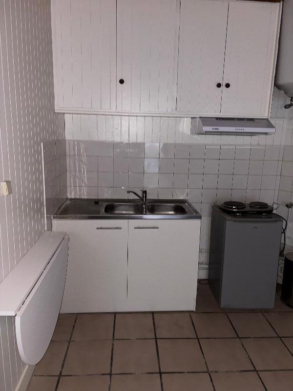 Studio - 12 m² - 1 pièce