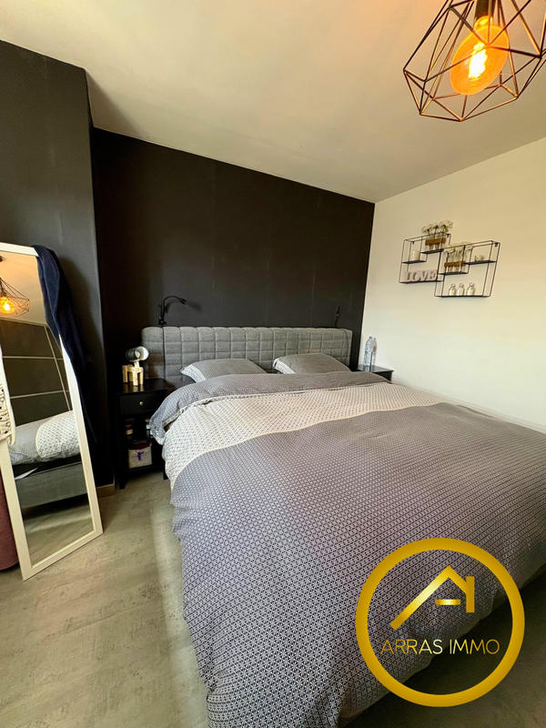 Maison - 112 m² - 7 pièces