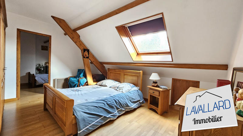 Maison - 160 m² - 7 pièces