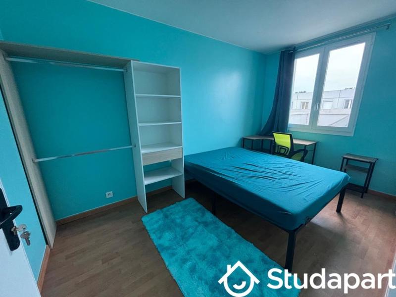 Chambre - 12 m² - 1 pièce