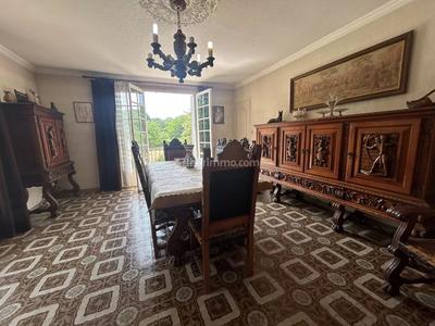 Maison - 168 m² - 6 pièces