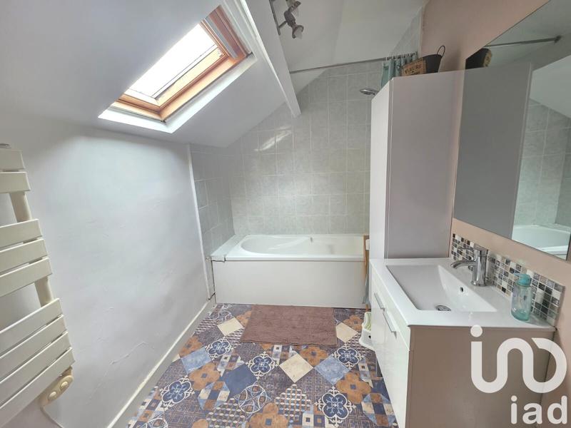 Maison - 80 m² - 5 pièces