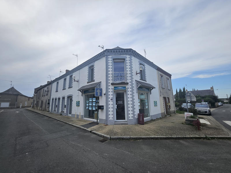 Maison - 90 m² - 7 pièces