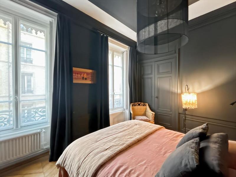 Appartement - 129 m² - 5 pièces