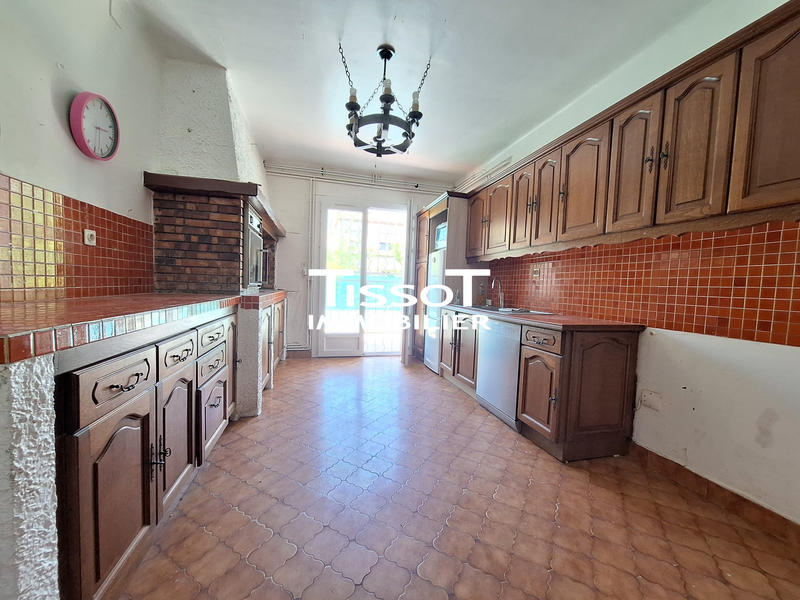 Villa - 300 m² - 10 pièces