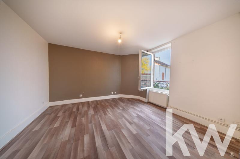 Maison - 170 m² - 10 pièces