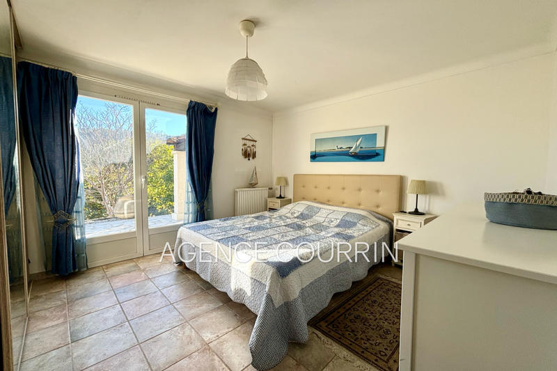 Maison - 102 m² - 4 pièces