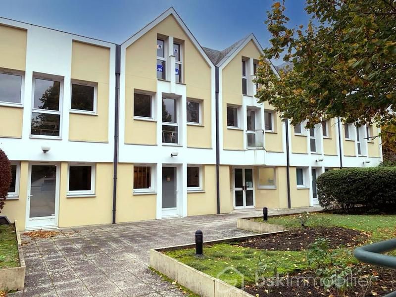 Bureau - 85 m² - 4 pièces