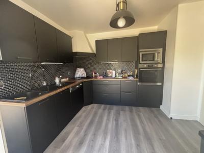 Maison - 88 m² - 5 pièces