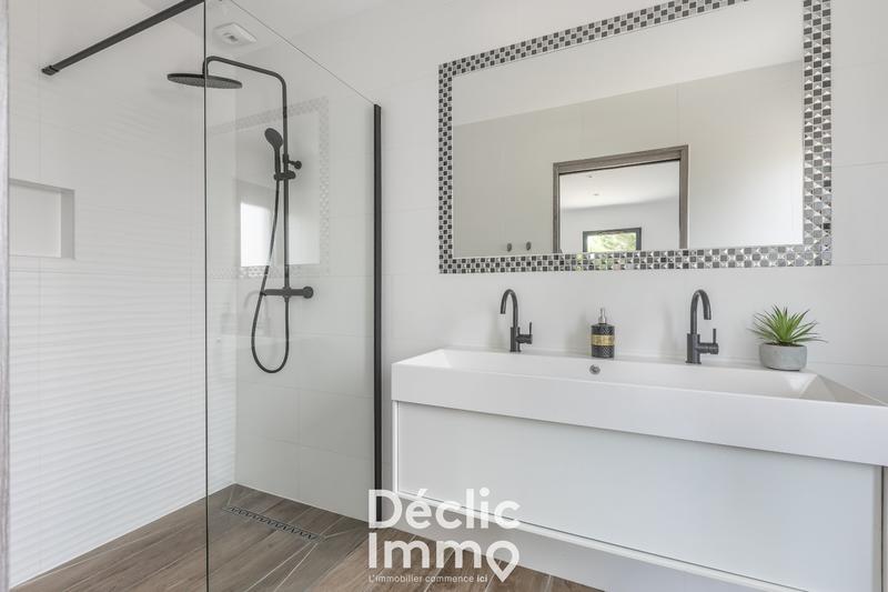 Maison - 162 m² - 7 pièces