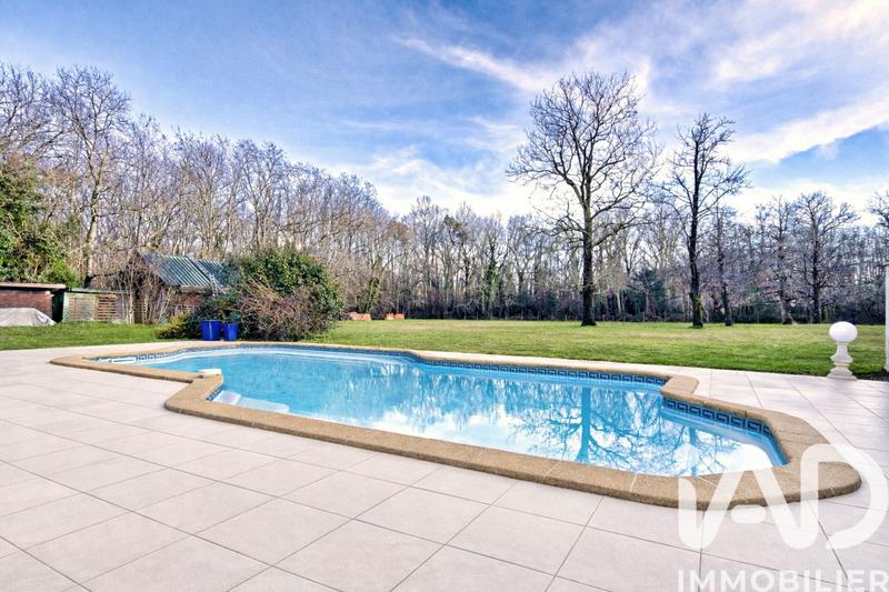 Maison - 206 m² - 8 pièces