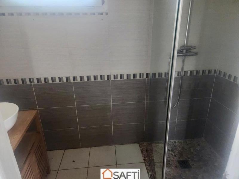 Maison - 69 m² - 5 pièces