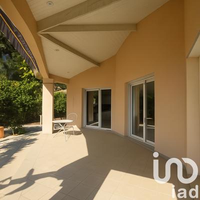 Maison - 136 m² - 5 pièces