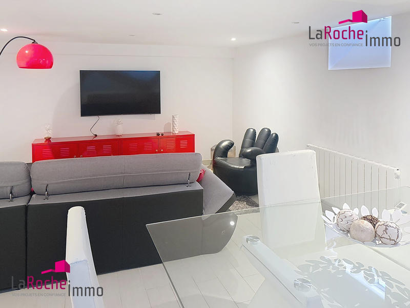 Maison - 98 m² - 5 pièces