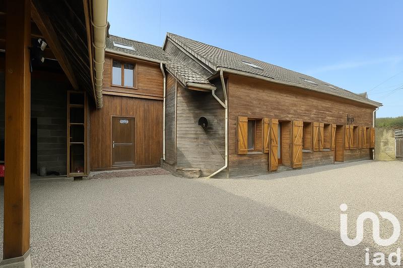 Maison - 260 m² - 7 pièces