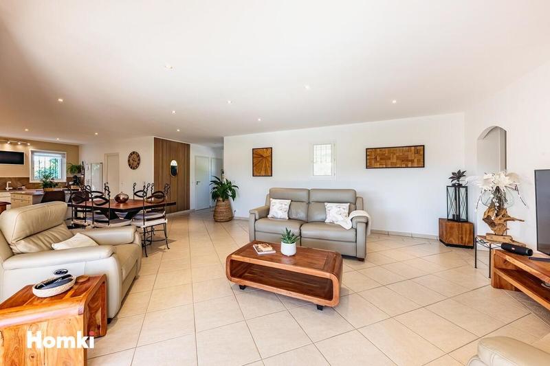 Maison - 134 m² - 4 pièces