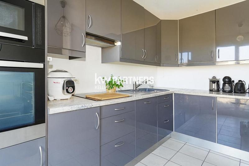 Appartement - 84 m² - 4 pièces