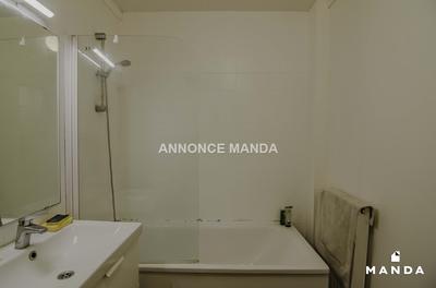 Chambre - 10 m² - 5 pièces