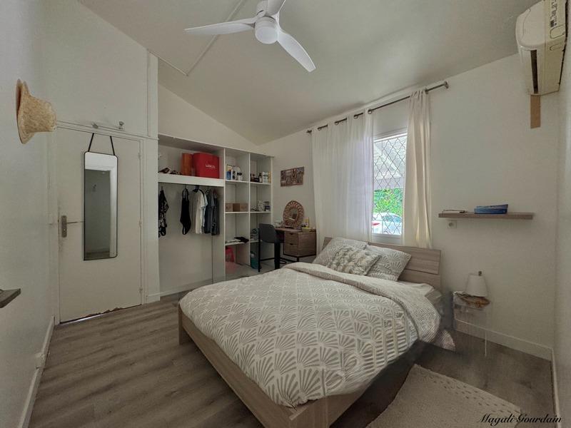 Propriété - 232 m² - 11 pièces