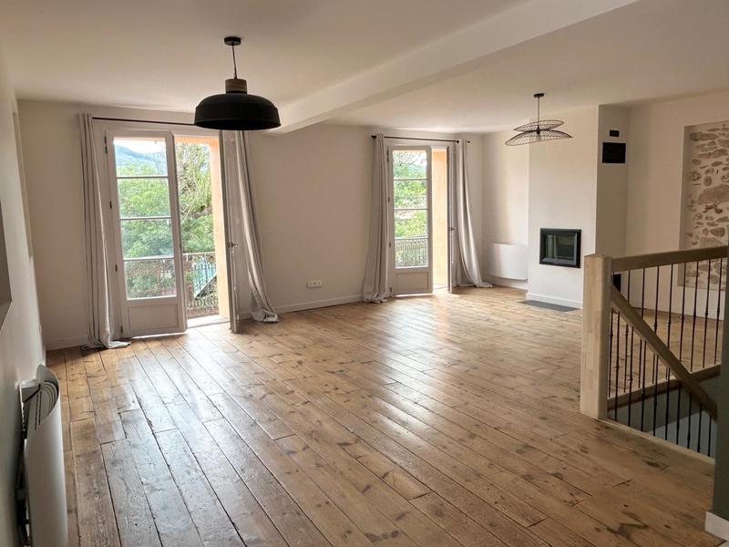 Maison - 153 m² - 5 pièces