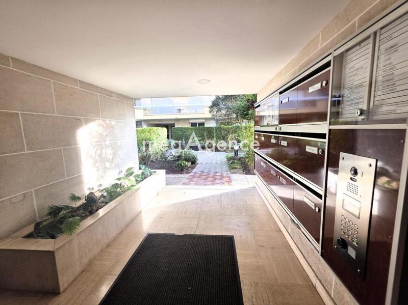 Appartement - 86 m² - 4 pièces