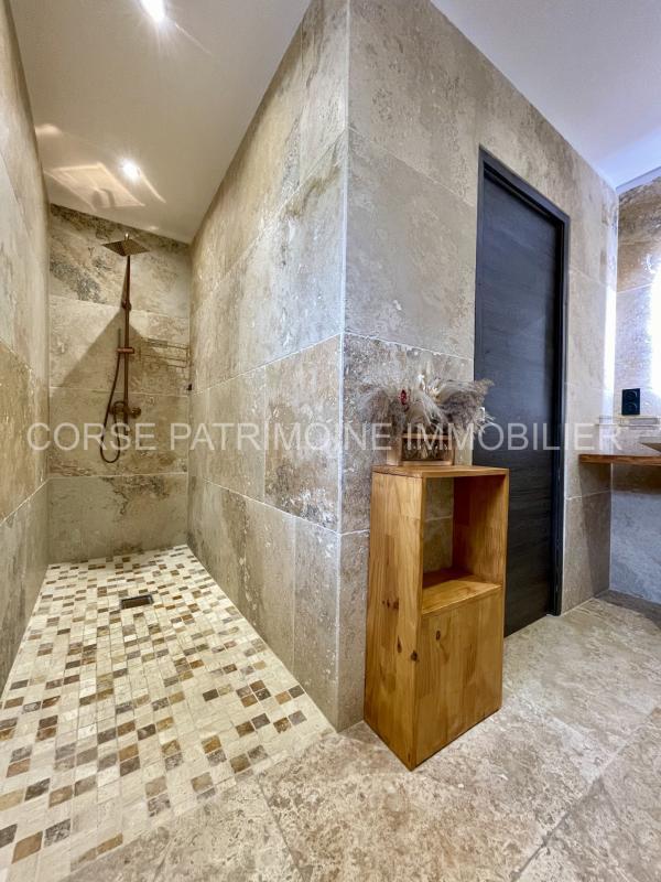 Maison - 145 m² - 7 pièces