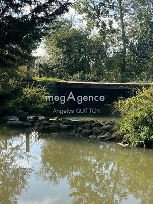 Terrain de loisirs - 1 800 m²