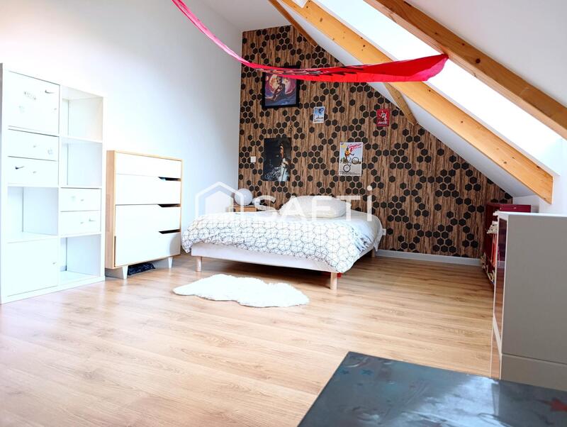 Maison - 158 m² - 6 pièces