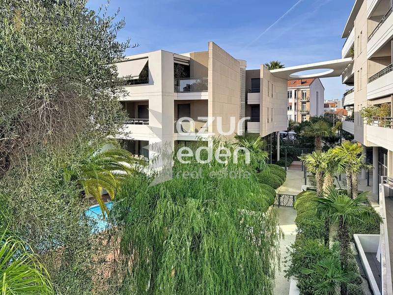 Appartement - 80 m² - 3 pièces