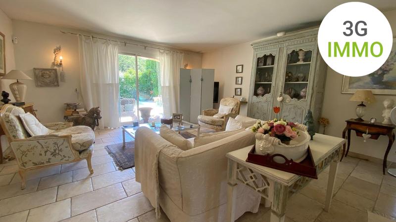 Maison traditionnelle - 95 m² - 4 pièces