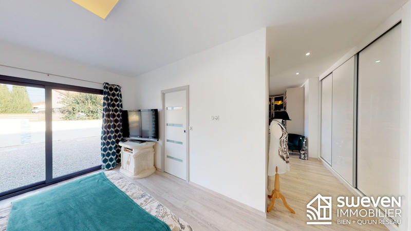 Villa - 250 m² - 7 pièces