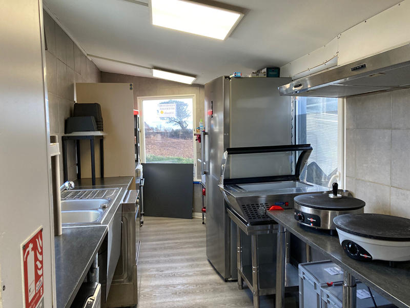 Fonds de commerce - 636 m²