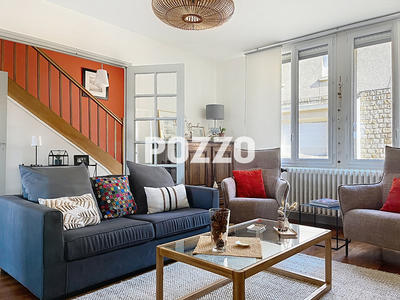 Maison - 150 m² - 8 pièces