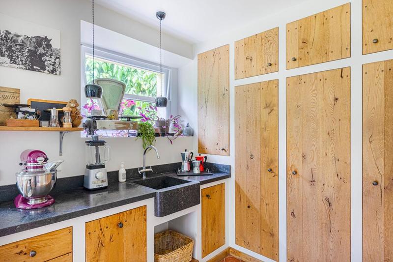 Maison - 217 m² - 7 pièces