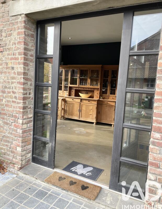 Maison - 379 m² - 10 pièces