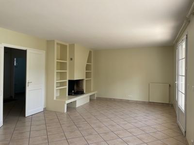 Maison - 214 m² - 8 pièces