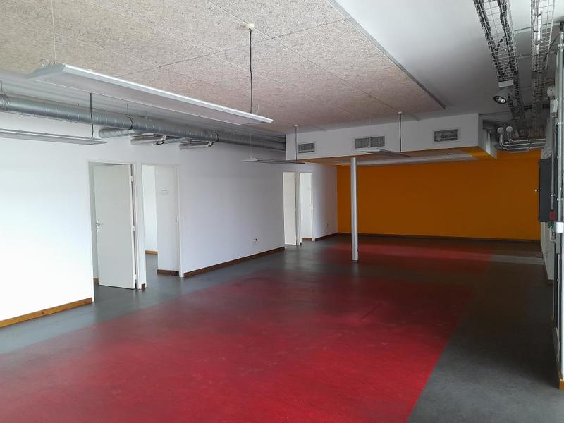 Bureau - 210 m²