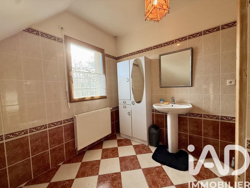 Maison - 168 m² - 7 pièces