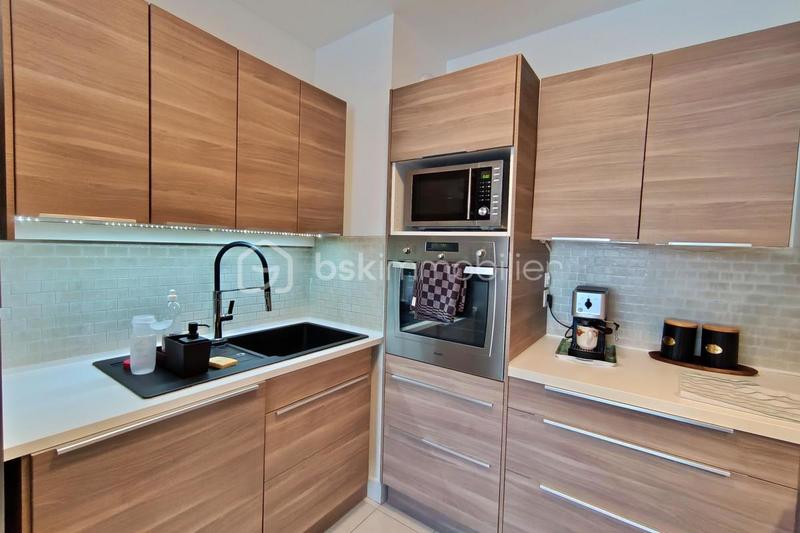 Appartement - 88 m² - 4 pièces