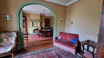 Maison - 314 m² - 10 pièces