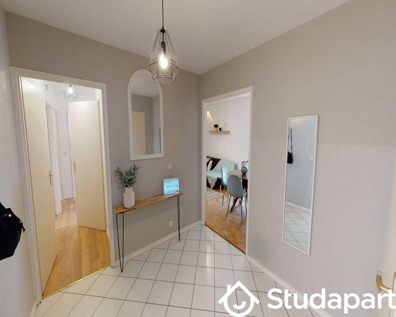 Chambre - 90 m² - 1 pièce