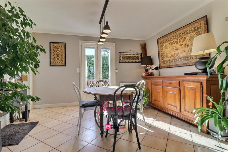 Maison - 107 m² - 6 pièces