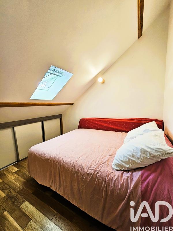 Maison - 141 m² - 9 pièces