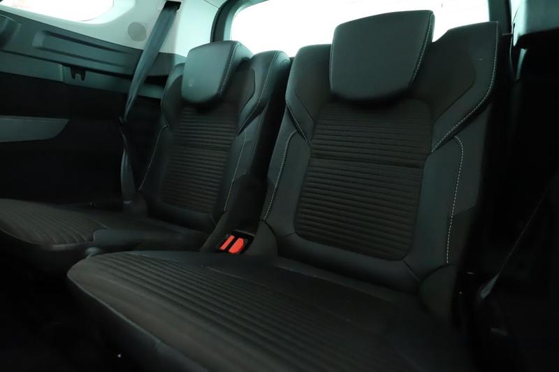 Renault Grand Scénic 1.3 TCe Intens Edc 7pl 140 ch