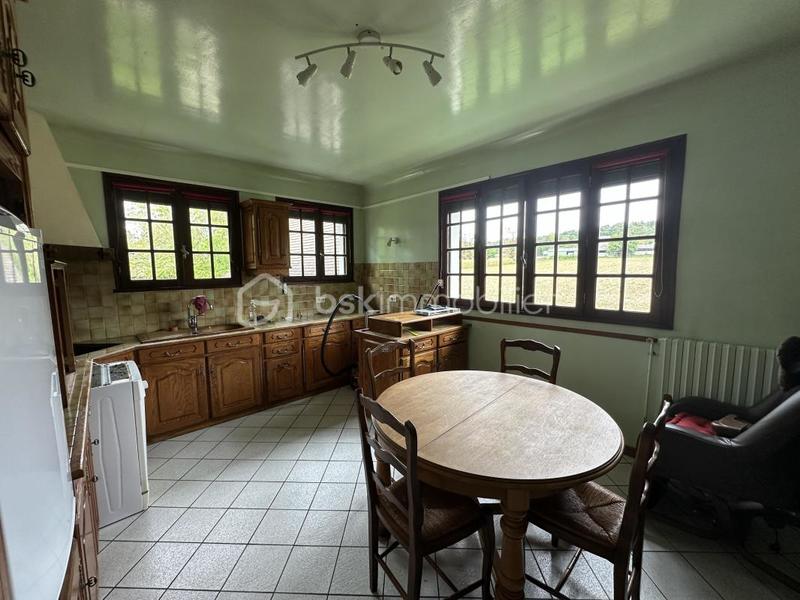 Maison traditionnelle - 150 m² - 5 pièces