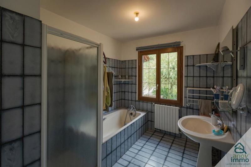 Maison - 205 m² - 6 pièces