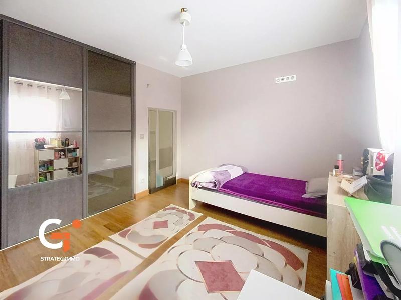 Maison - 143 m² - 6 pièces