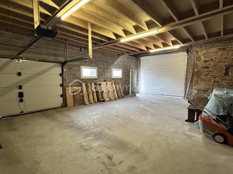 Propriété - 310 m² - 10 pièces