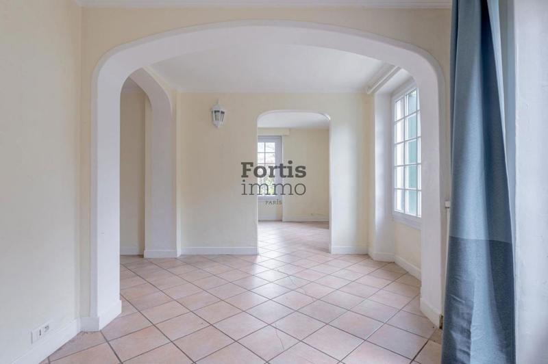 Demeure - 297 m² - 8 pièces