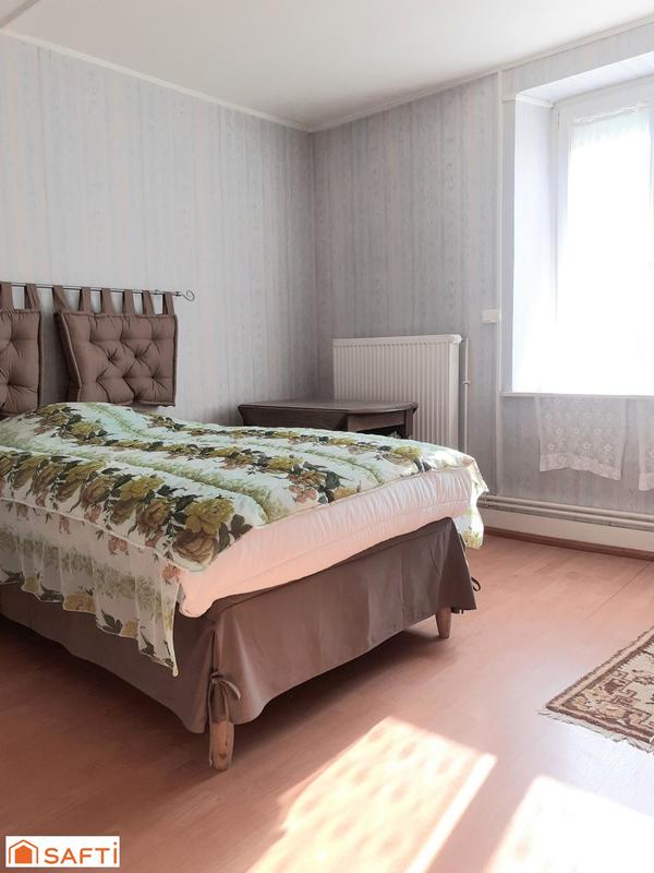 Maison - 700 m² - 18 pièces